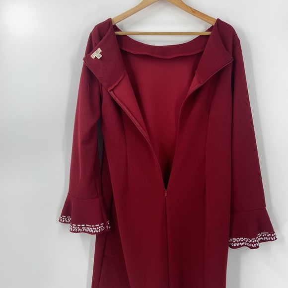 Spence red knit shift dress long sleeves with flare and silver sparkle detail - Picture 4 of 11